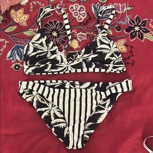 Billabong navy and cream Tropical Bikini Set